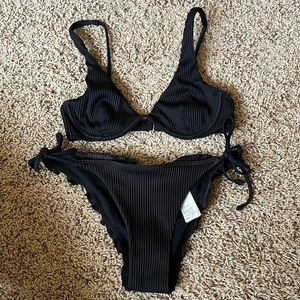 Black ribbed bikini set